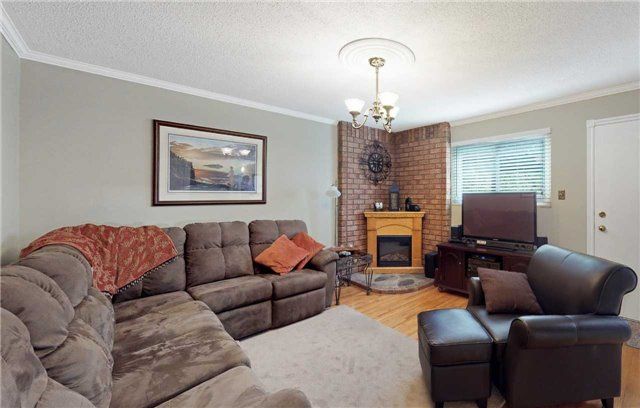56 Briar Rd, Barrie, L4N3M4 | Image 3