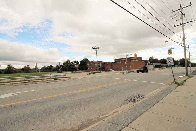 A - 247 West St N, Orillia, L3V 5C9 | Image 2