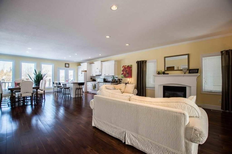 73 Findlay Dr, Collingwood, L9Y 0G6 | Image 3