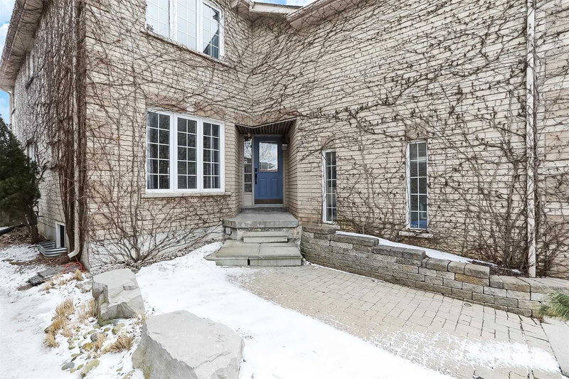 83 Violet St, Barrie, L4N9M8 | Image 2