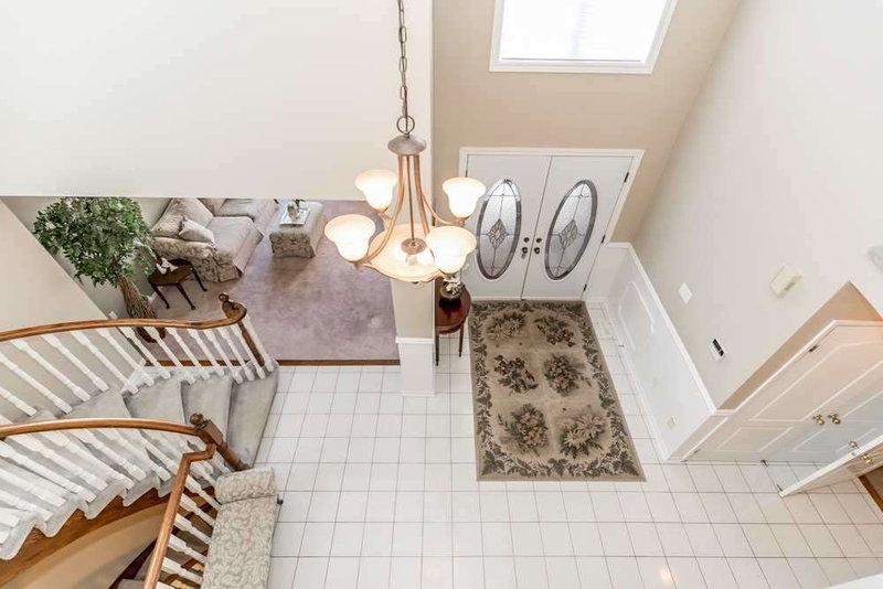 54 Cityview Circ, Barrie, L4N 7V1 | Image 2