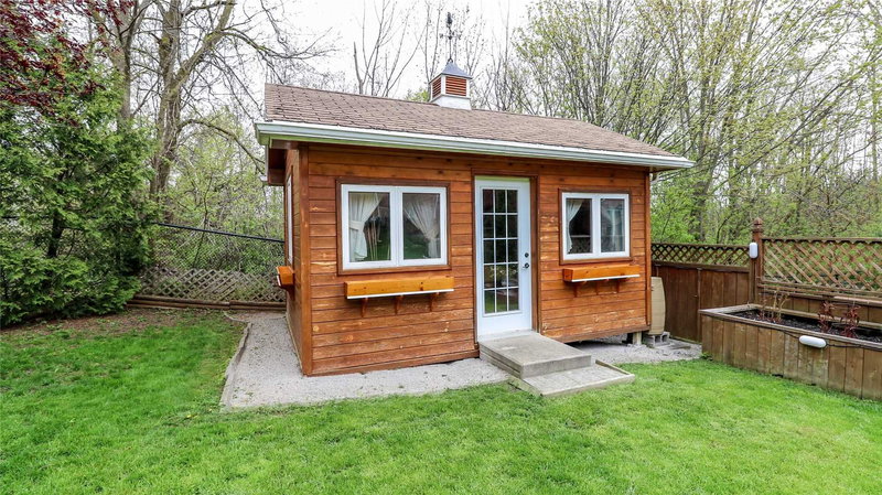 17 Barre Dr, Barrie, L4N7N6 | Image 3