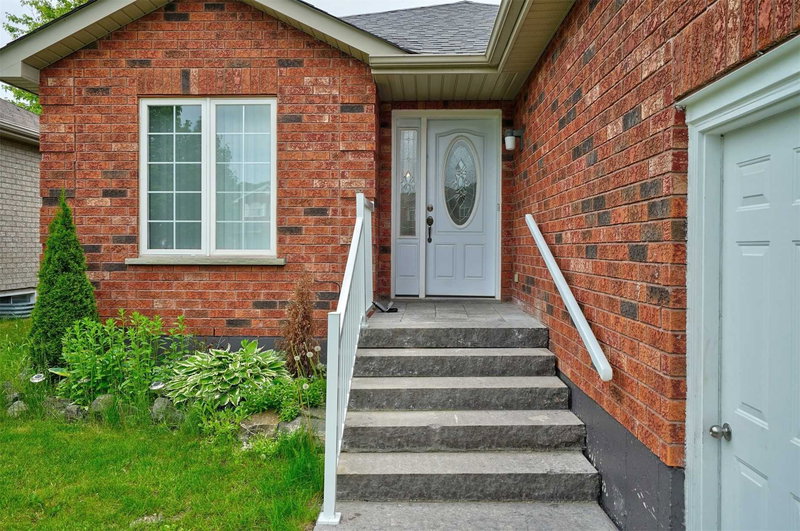 177 Hanmer St E, Barrie, L4N7J8 | Image 2