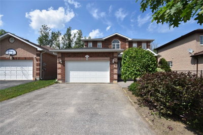 Detached House sold at 148 Cheltenham Road, Barrie, Ontario, L4M 6S6 - Georgian Drive - MLS: S4522620