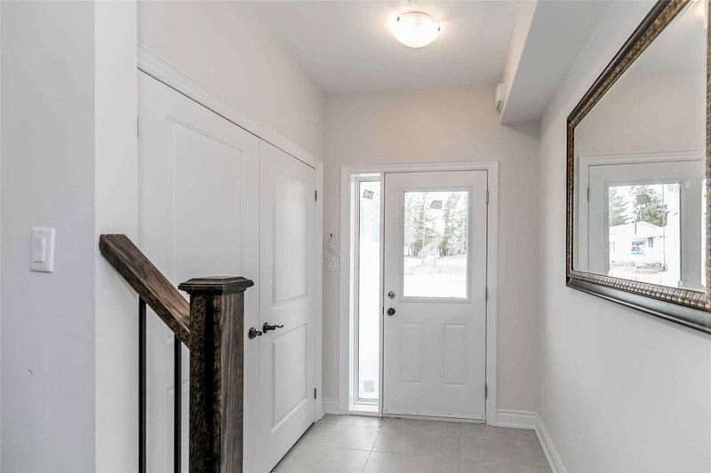 22 18th St N, Wasaga Beach, L9Z 2H4 | Image 2