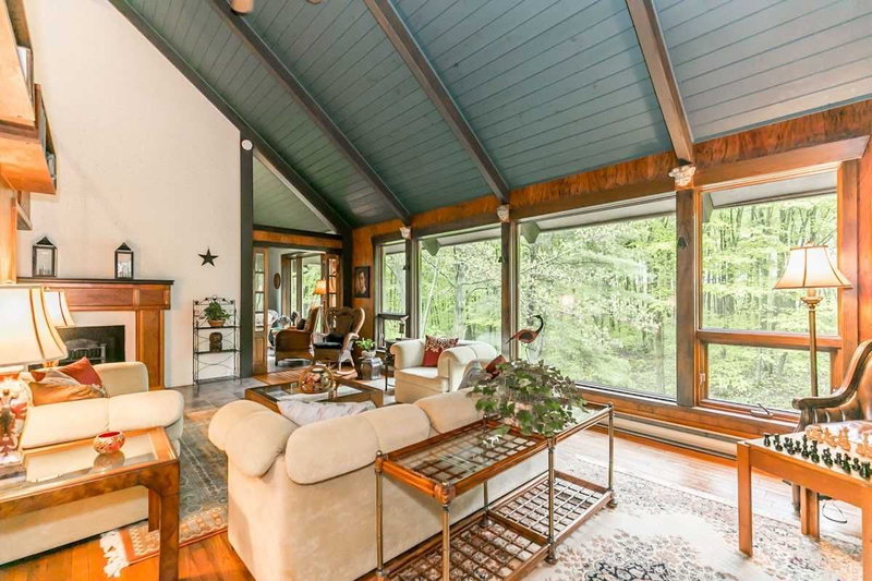 1359 Old Barrie Rd E, Oro-Medonte, L0L 1T0 | Image 3