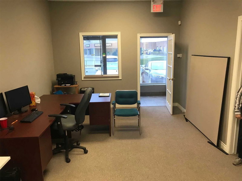 13 - 660 Bayview Dr, Barrie, L4N 9P5 | Image 2