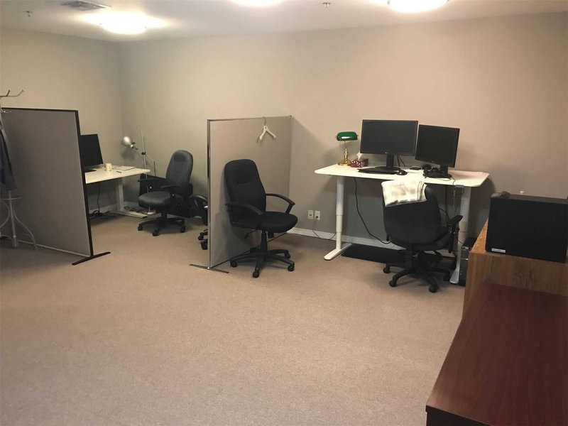 13 - 660 Bayview Dr, Barrie, L4N 9P5 | Image 3