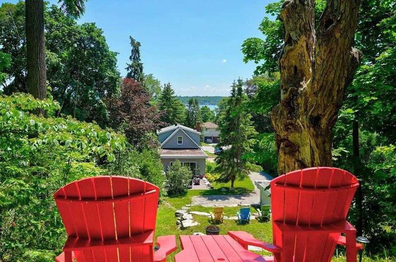 98 Blake St, Barrie, L4M1J9 | Image 3