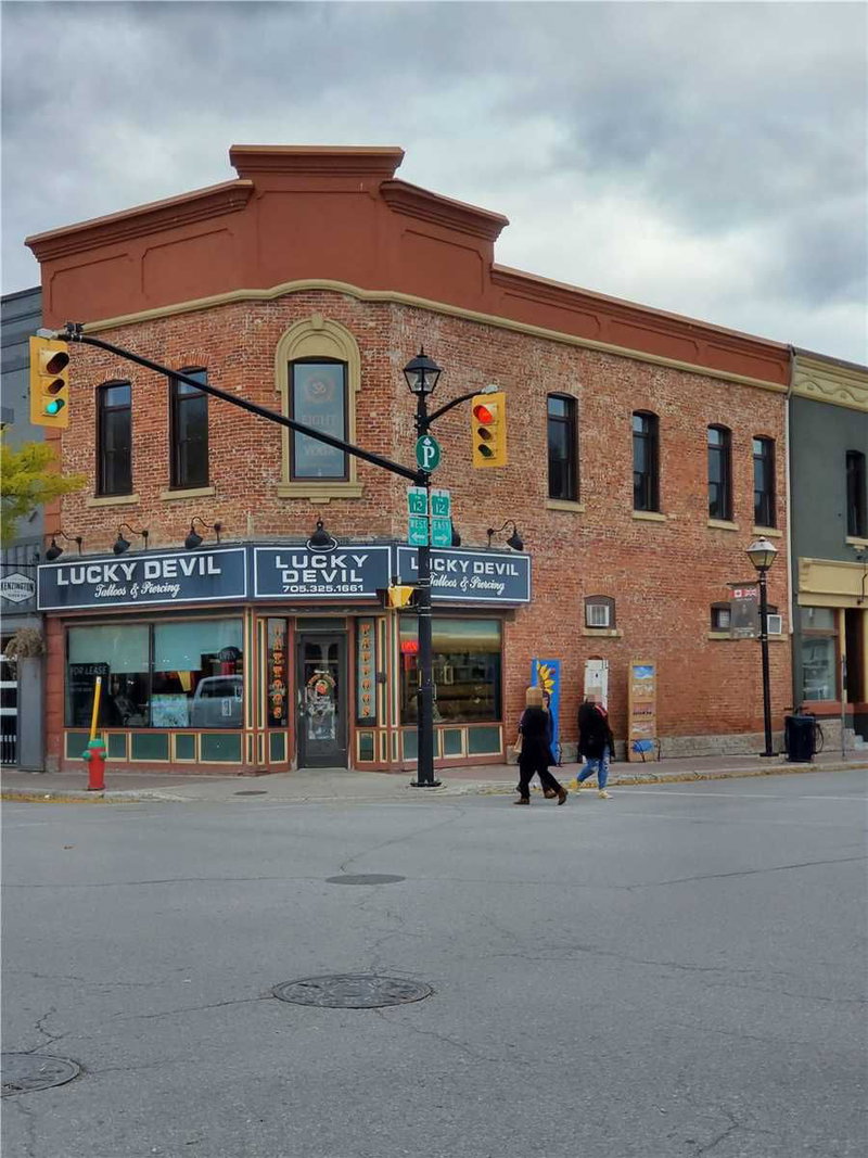 81 Mississaga St E, Orillia, L3V 1V6 | Image 2