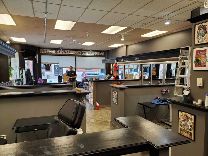 81 Mississaga St E, Orillia, L3V 1V6 | Image 3