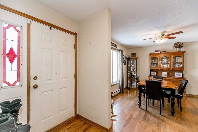 4 Dunlop St, Penetanguishene, L9M 1J2 | Image 2