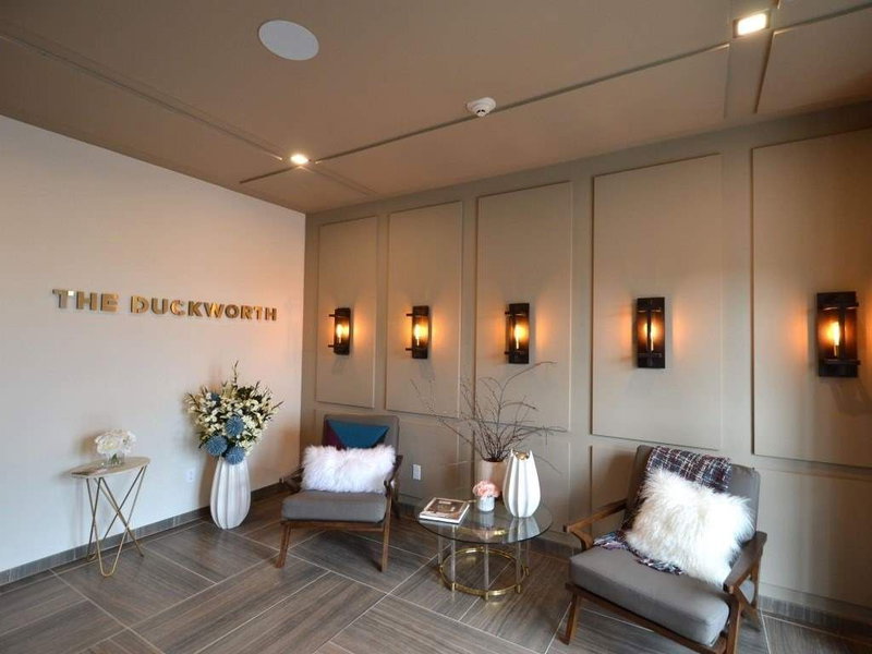 102 - 299 Cundles Rd E, Barrie, L4M 4S5 | Image 2