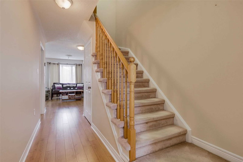 38 - 430 Mapleview Dr E, Barrie, L4M4S7 | Image 3