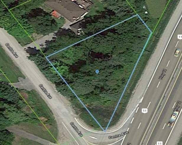 2082 Centre Ave, Severn, L3V 6H3 | Image 2