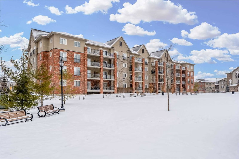 106 - 39 Ferndale Dr S, Barrie, L4N5W6 | Image 3