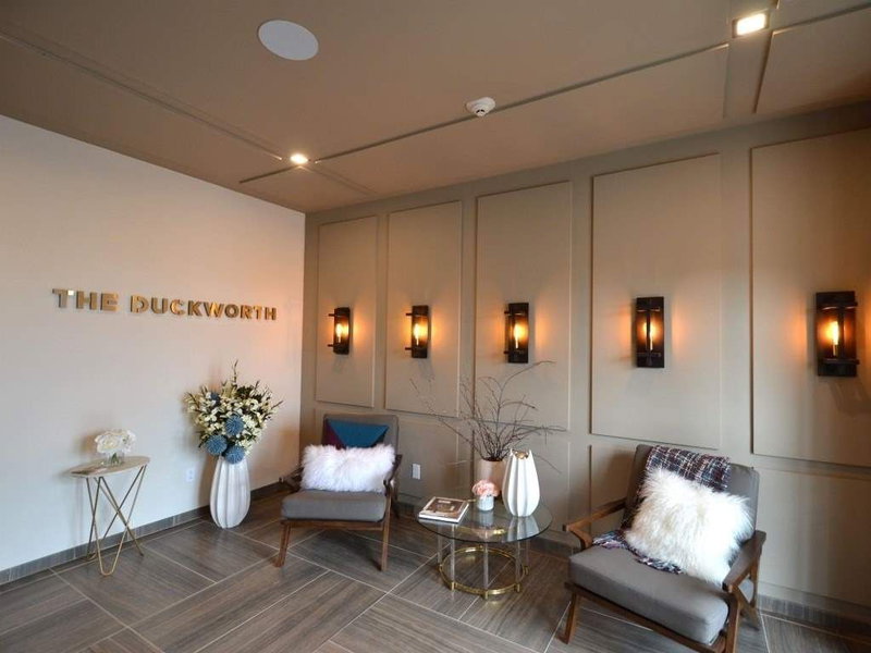 102 - 299 Cundles Rd E, Barrie, L4M 4S5 | Image 2