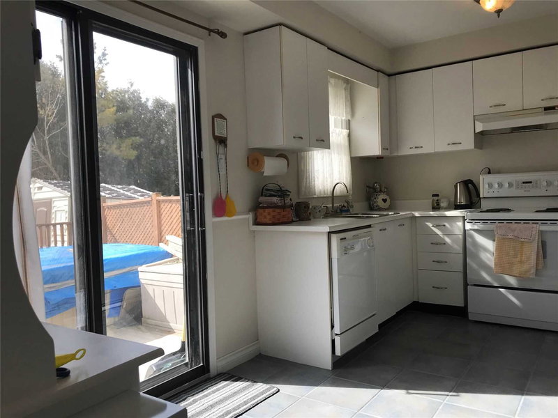 77 Livingstone St W, Barrie, L4N7J1 | Image 3