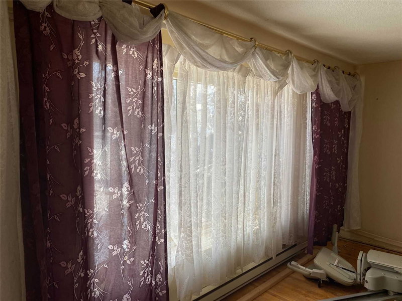 66 Peacock Lane, Barrie, L4N3R9 | Image 3