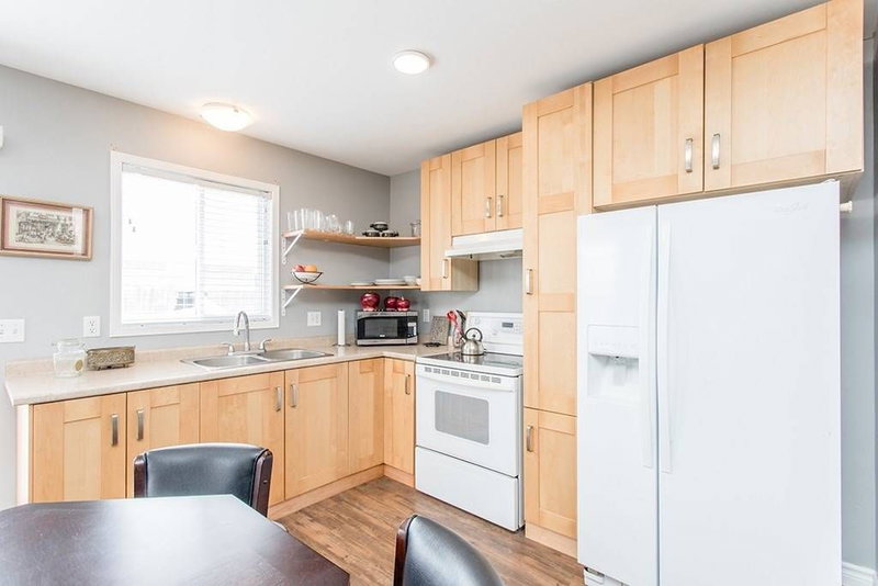 177 Hanmer St E, Barrie, L4M 6W6 | Image 3