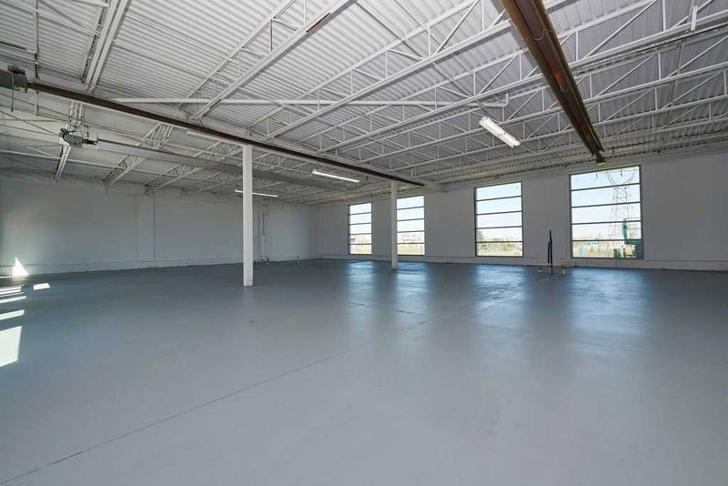 10 Lockhart Rd, Barrie, L4N 9G8 | Image 3