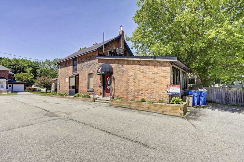 163 Mary St, Orillia, L3V 3E3 | Image 3