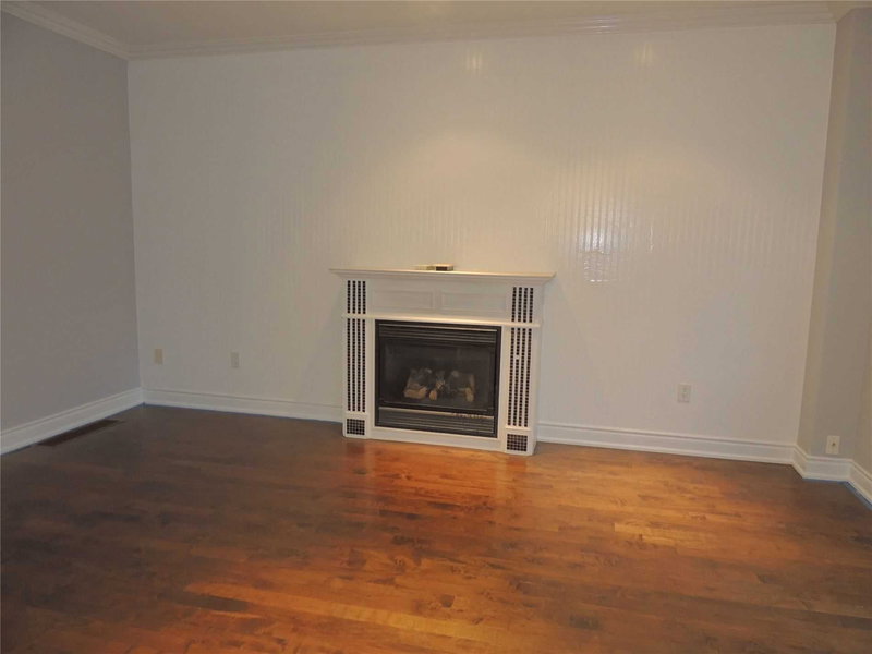 Upper - 42 Westminster Circ N, Barrie, L4M0A5 | Image 3