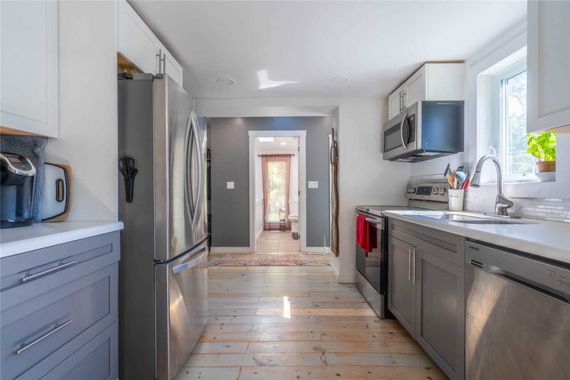 160 Duckworth St, Barrie, L4M3W4 | Image 2