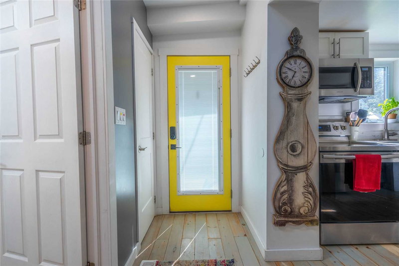 160 Duckworth St, Barrie, L4M3W4 | Image 3