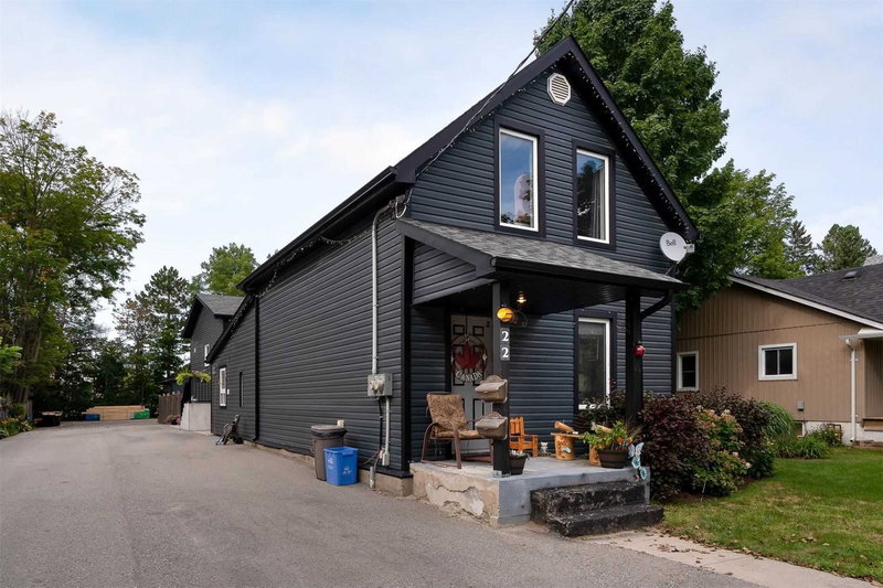 22 Caroline St, Barrie, L4N 2S3 | Image 2