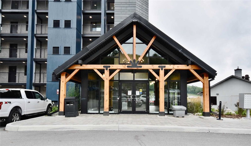 302 - 80 Horseshoe Blvd, Oro-Medonte, L4M 4Y8 | Image 2