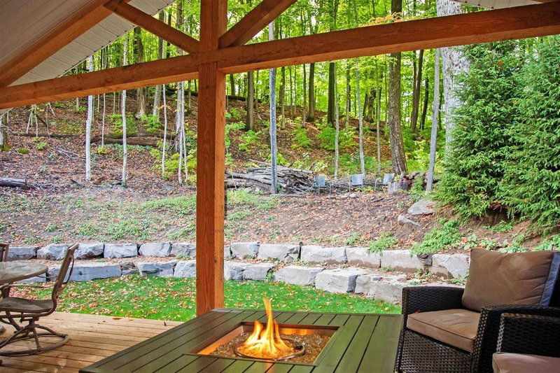 17 Pine Ridge Tr, Oro-Medonte, L0L 2L0 | Image 3