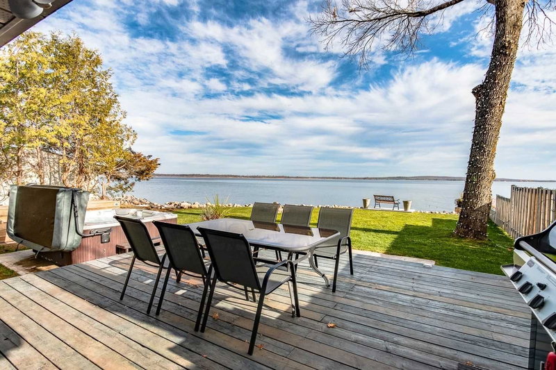 314 Robins Point Rd, Tay, L0K2K0 | Image 3