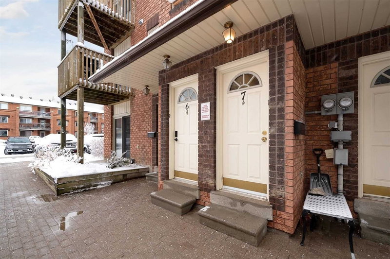 7 - 23 Meadow Lane, Barrie, L4N7K2 | Image 3