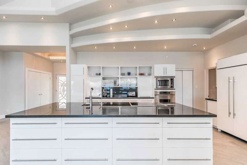 10 Beck Blvd, Penetanguishene, L9M 1C3 | Image 2