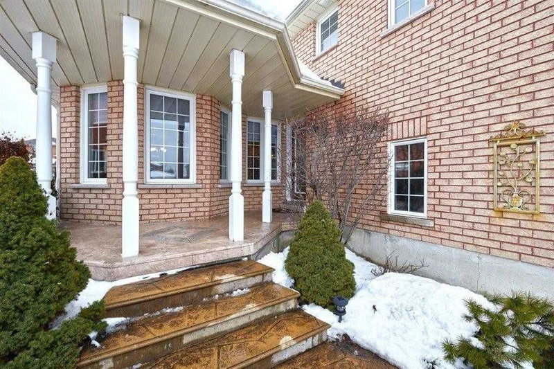 84 Loon Ave, Barrie, L4N 8V9 | Image 3