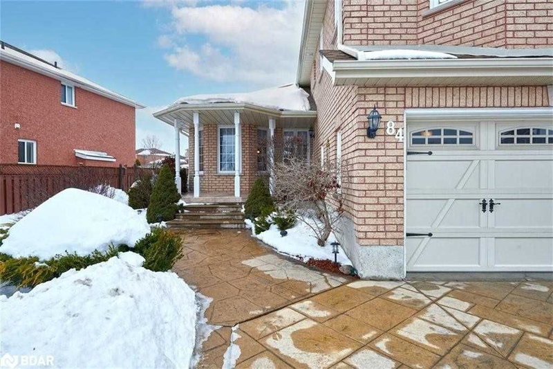 84 Loon Ave, Barrie, L4N8V9 | Image 2