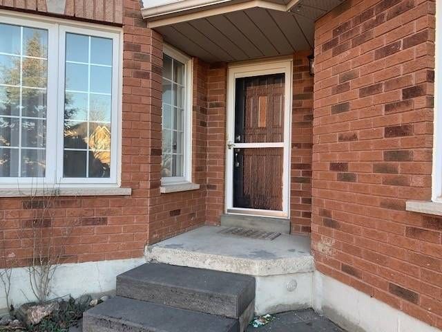 52 Loon Ave, Barrie, L4N8W6 | Image 2