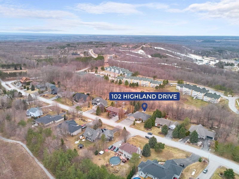 102 Highland Dr, Oro-Medonte, L0L 2L0 | Image 2
