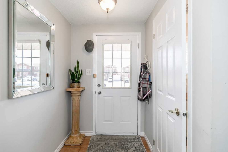 360 Dunsmore Lane, Barrie, L4M7B2 | Image 2