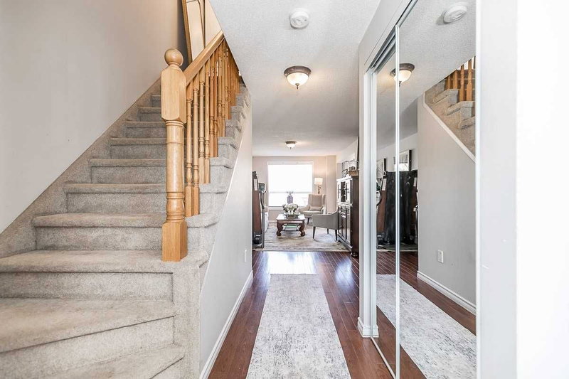 360 Dunsmore Lane, Barrie, L4M7B2 | Image 3