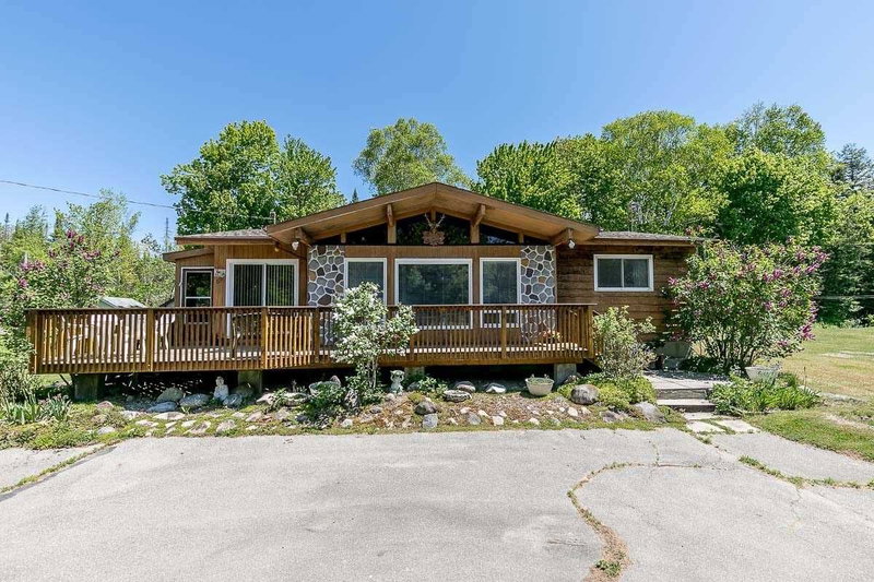 69 Albert Ave, Tiny, L0L 2J0 | Image 2