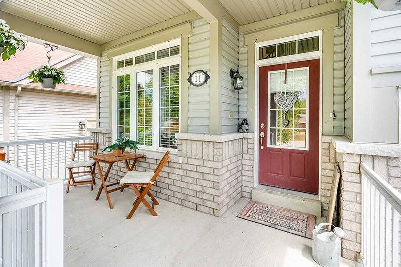 11 Christy Dr, Wasaga Beach, L9Z 1S7 | Image 2