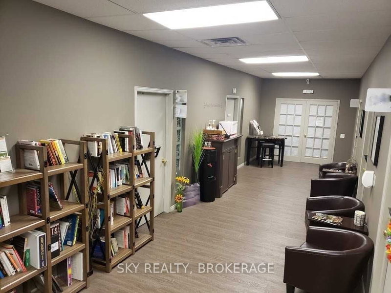 5 - 411 Huronia Rd, Barrie, L4N 9B3 | Image 3