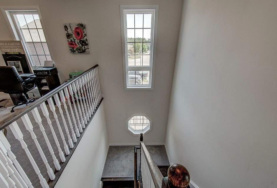 Listing Image 19