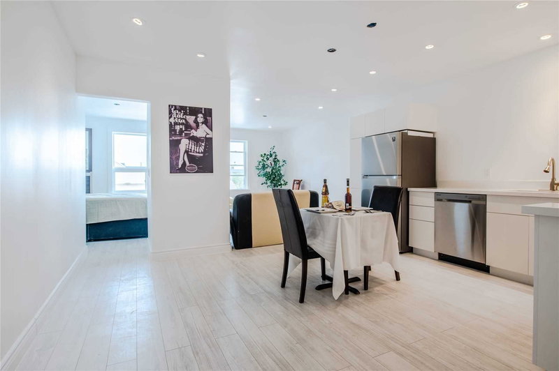 62 Dunlop St W, Barrie, L4N1A4 | Image 2