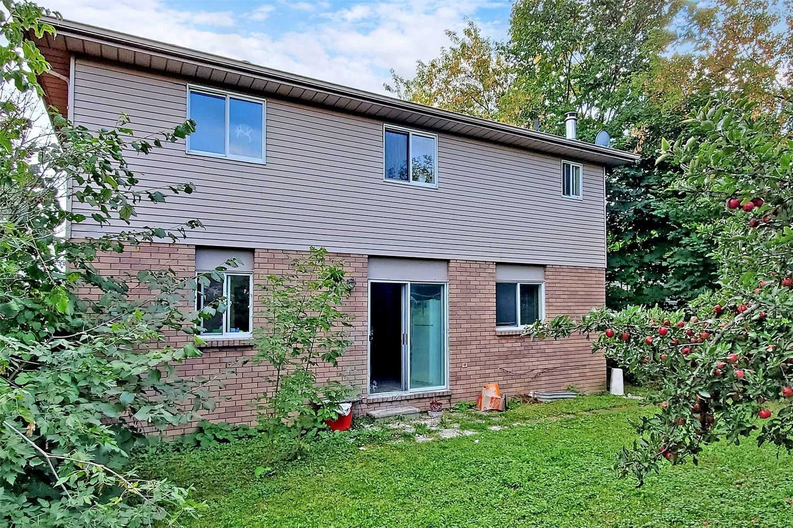 Listing Image 9