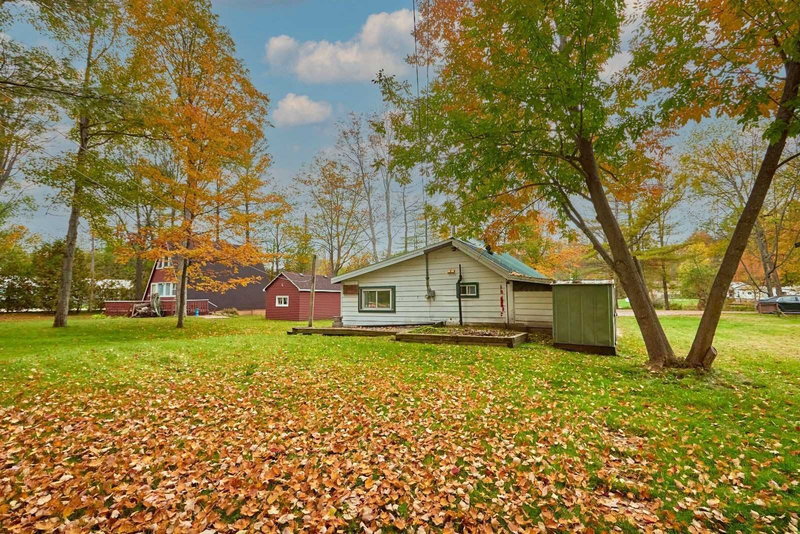 53 Playfair Dr, Tay, L0K 2C0 | Image 3