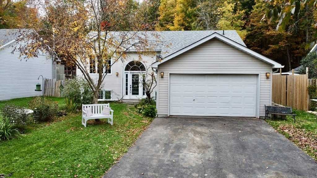 Detached House sold at 2252 Lakeshore Road, Oro-Medonte, Rural Oro-Medonte, L0L 1T0 - MLS: S5410774