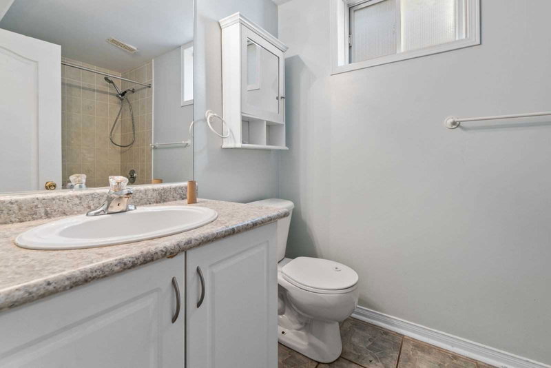 114 Bird St, Barrie, L4N0W6 | Image 3